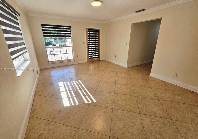 Building Photo - 47 NW 48th Ct