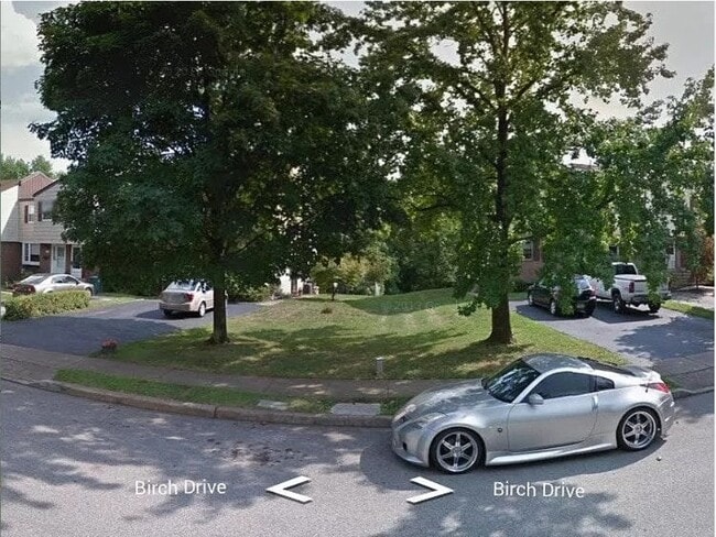 Building Photo - 312 Birch Dr