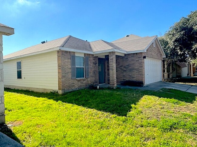 Nice Open 1 story 3 bedroom 2 bath in wes... - Nice Open  1 story 3 bedroom 2 bath in wes...