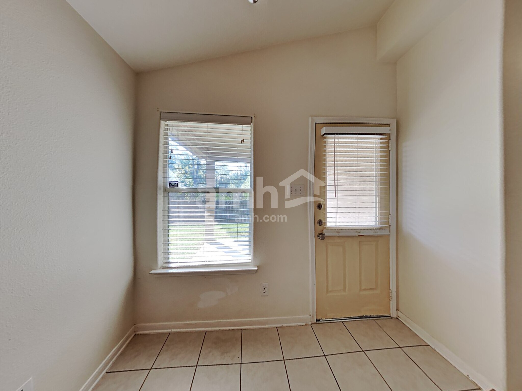 Building Photo - 28902 Llano River Loop