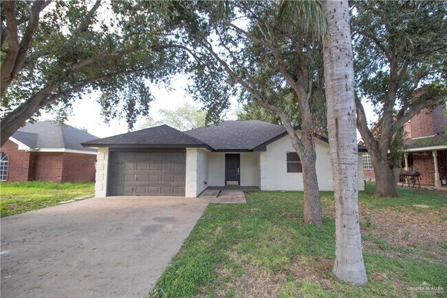 Building Photo - 1615 Gloria Ann Dr
