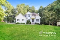 Building Photo - 160 Rock Hill Dr