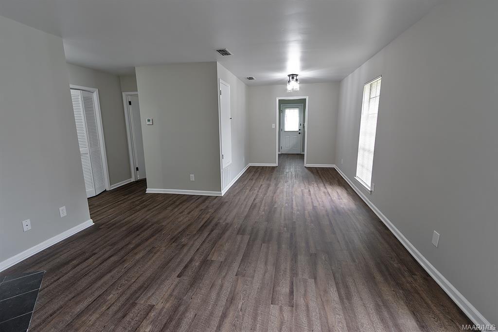 Building Photo - 5948 Carmel Dr