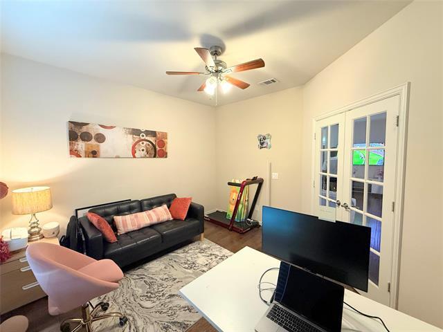 Building Photo - 880 Merino Drive