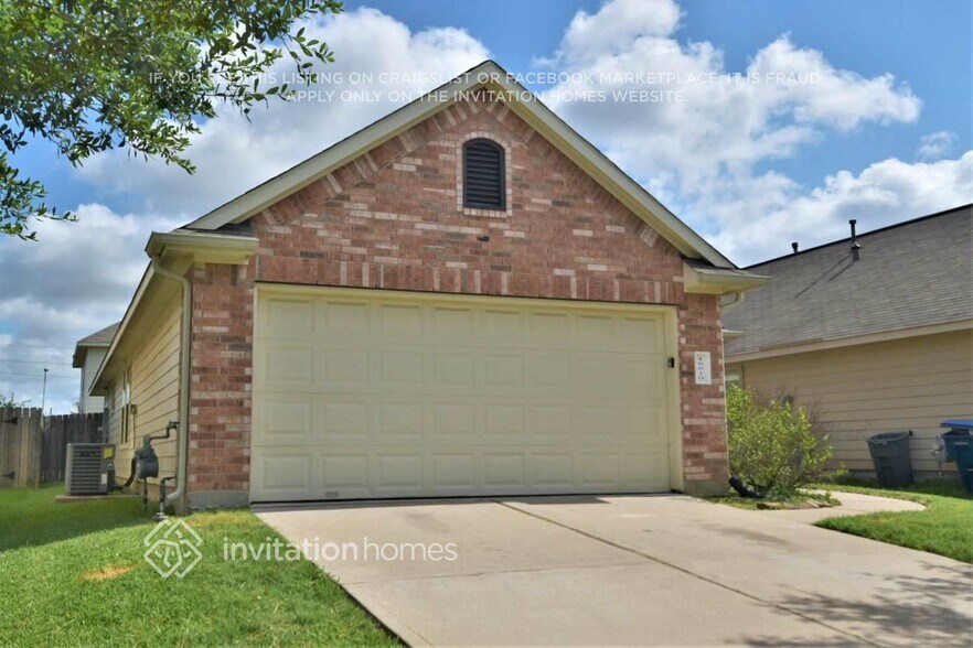 Building Photo - 18810 N Lyford Dr