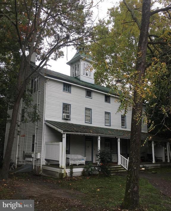 Building Photo - 1 Breakneck Rd