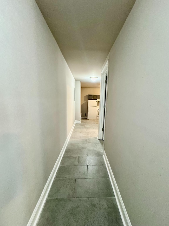 Building Photo - 1901 N 52nd St