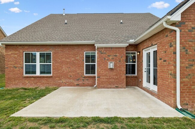 Building Photo - 308 Grassy Glen Dr