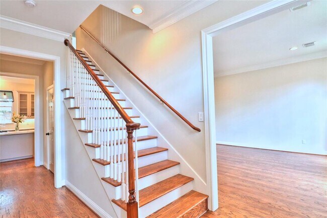 Building Photo - 3628 Timberside Cir Dr