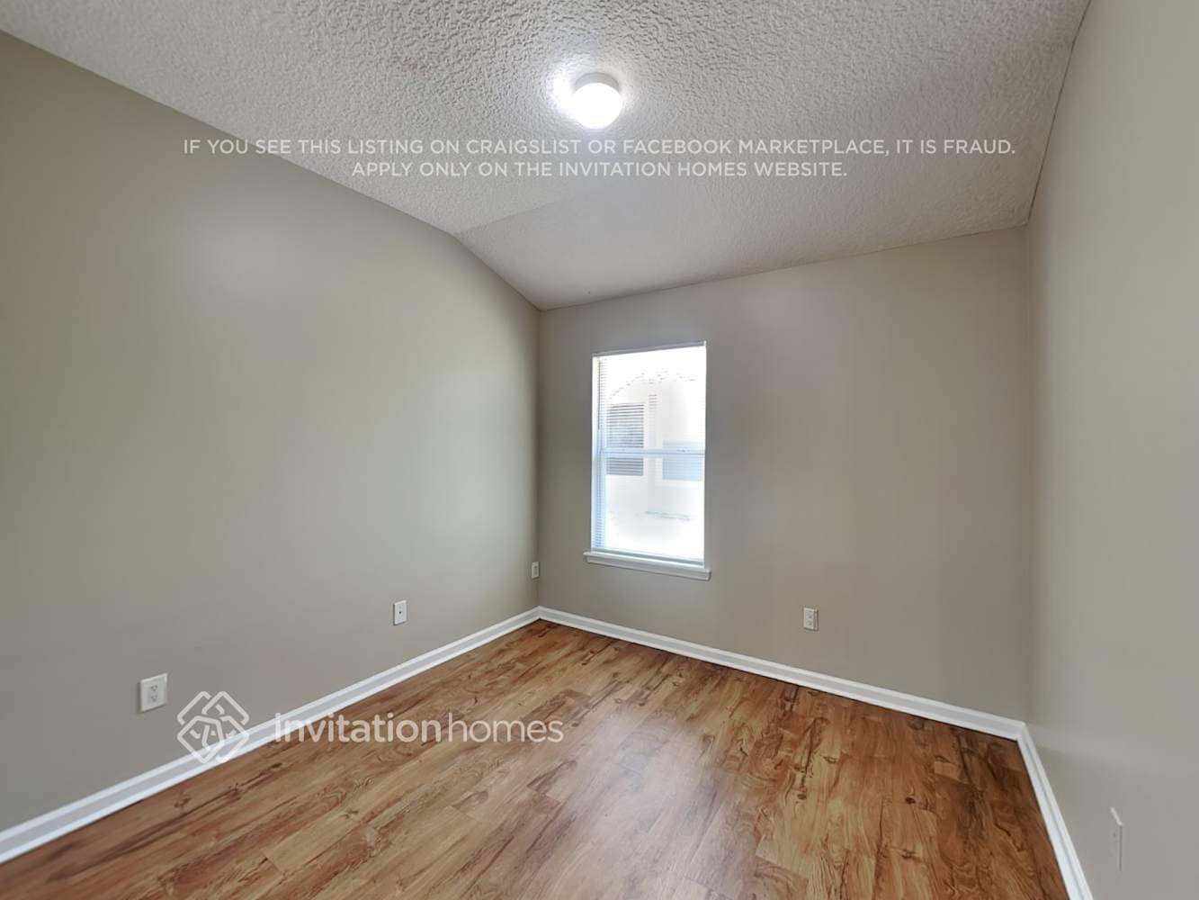 Building Photo - 1068 Moosehead Dr