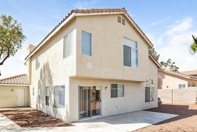 Building Photo - 1718 Rushing River Rd