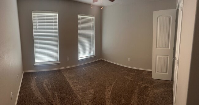 Building Photo - 9026 Red Cliff Ave
