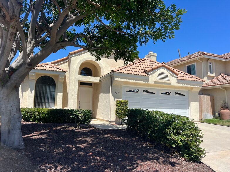 Building Photo - 737 Ashbrook Dr