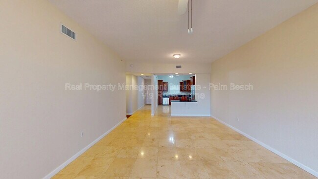 Building Photo - 1610 Presidential Way