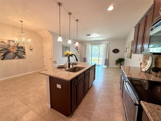 Building Photo - 10415 Butterfly Wing Ct