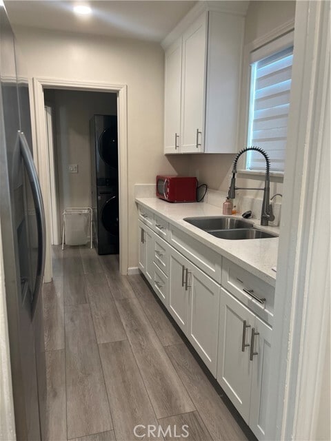 Building Photo - 2237 El Paseo Ave