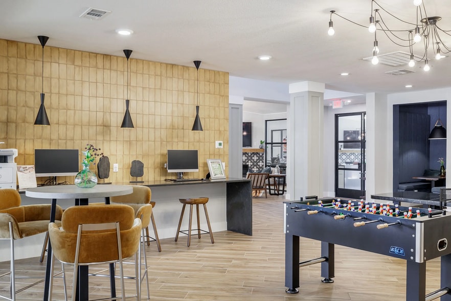 Building Photo - 3201 Duval Rd