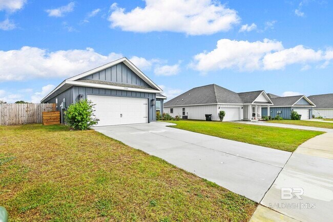 Building Photo - 13164 Shoshoney Cir