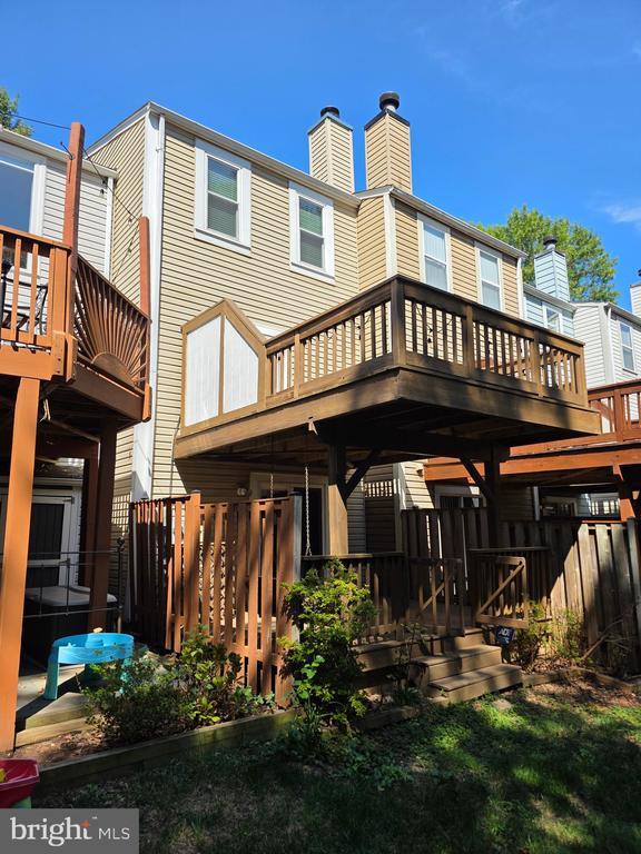 Building Photo - 5831 Norham Dr