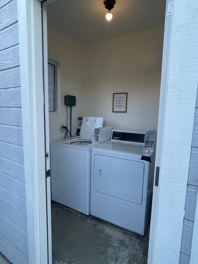 Laundry Coin Operated Washer and Dryer - 4506 W 172nd St