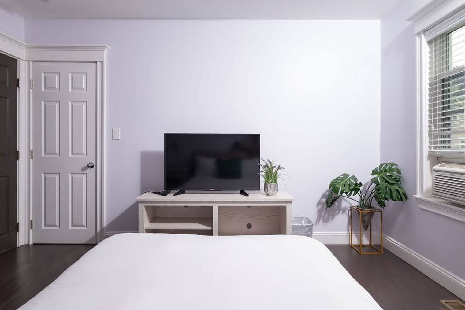 Building Photo - 9 Summit Ave