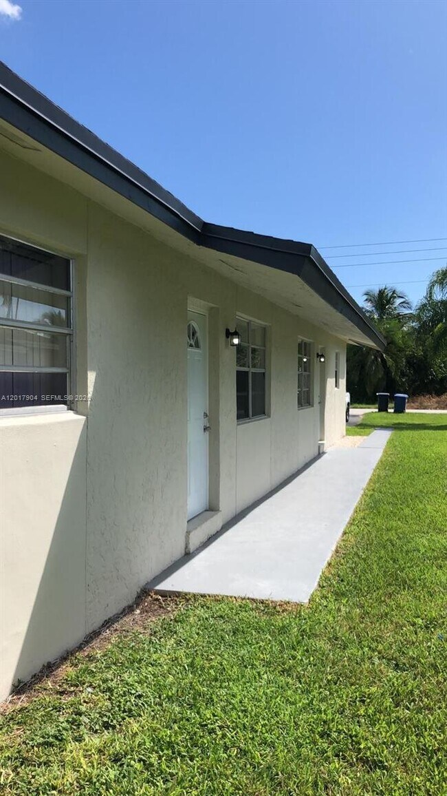Building Photo - 25430 SW 107th Ave