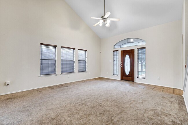 Building Photo - 10410 Weser Ln