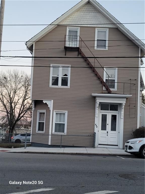 Building Photo - 230 Pawtucket Ave