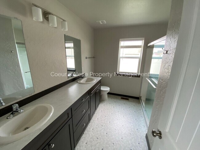 Building Photo - 9026 Scotsworth St