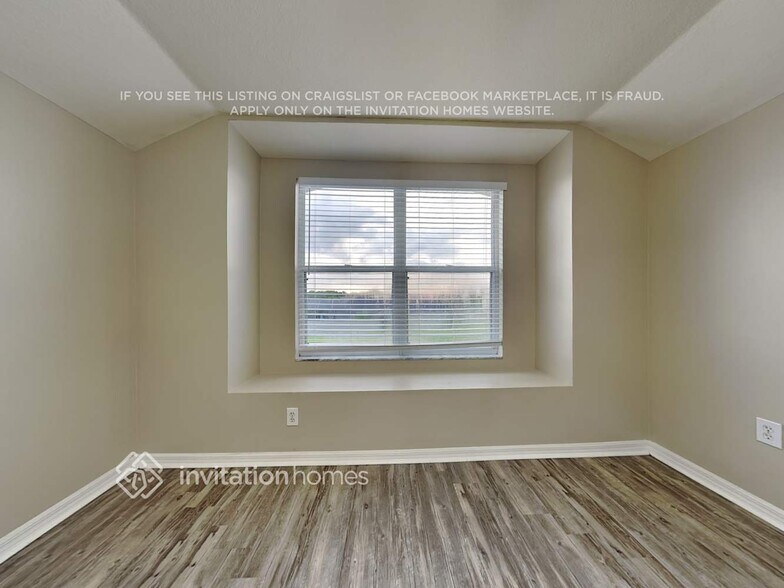 Building Photo - 4626 Carroway Dr