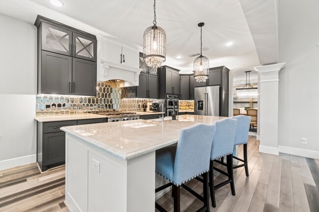 Building Photo - 109 Bronze Peak Ct