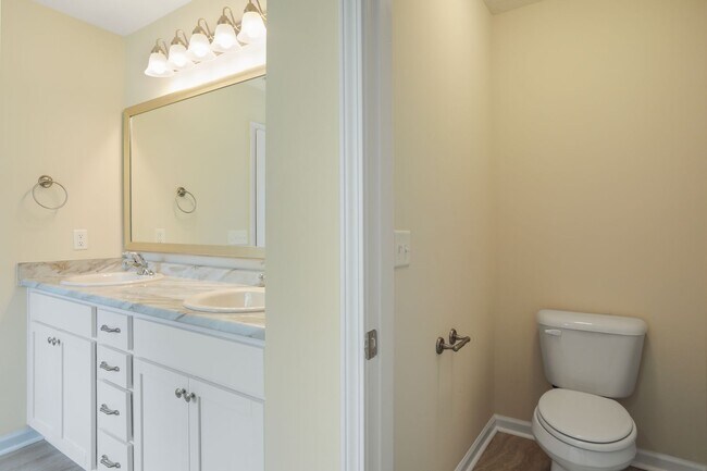 Building Photo - 3bd 2.5ba Home for Rent in Hinesville!
