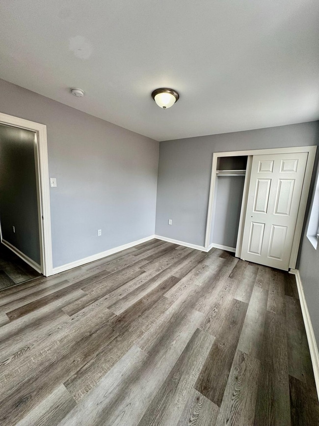 Building Photo - 108 N 56th St