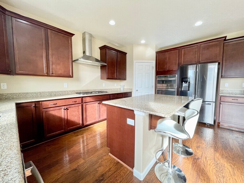 Building Photo - 3859 W Young Lucerne Cir