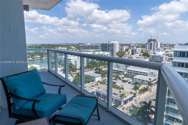 Building Photo - 6515 Collins Ave