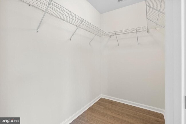 Building Photo - 407 Susan Cir