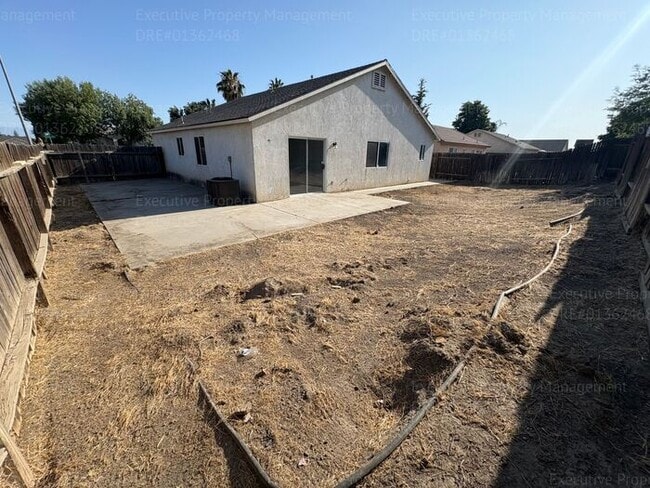 Building Photo - Corner lot 4-bedroom, 2-bathroom home