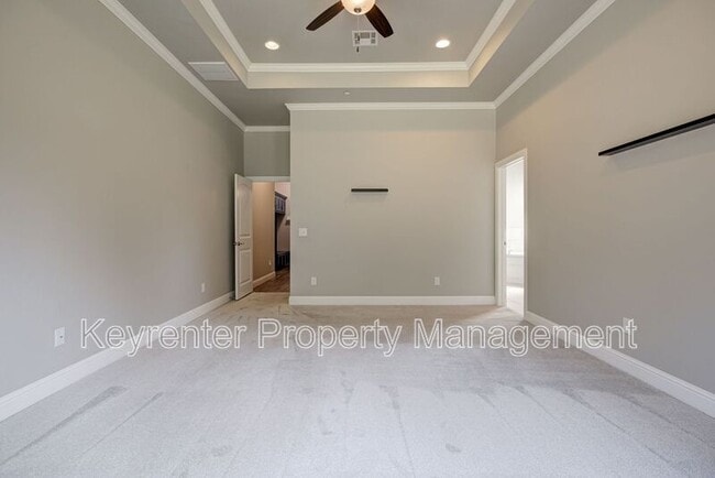 Building Photo - 15121 SE 56th St