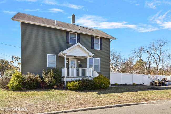 Building Photo - 108 Morris Ave