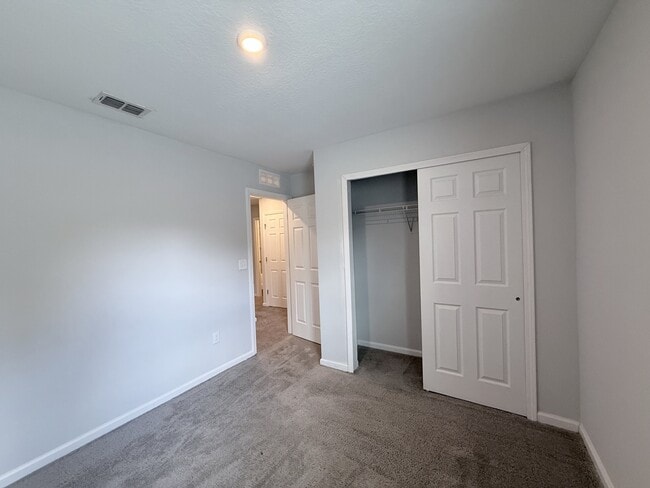Building Photo - 4541 Cambria St