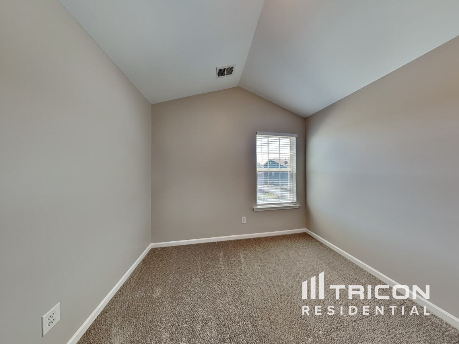 Building Photo - 19 Wesley Drew Ln