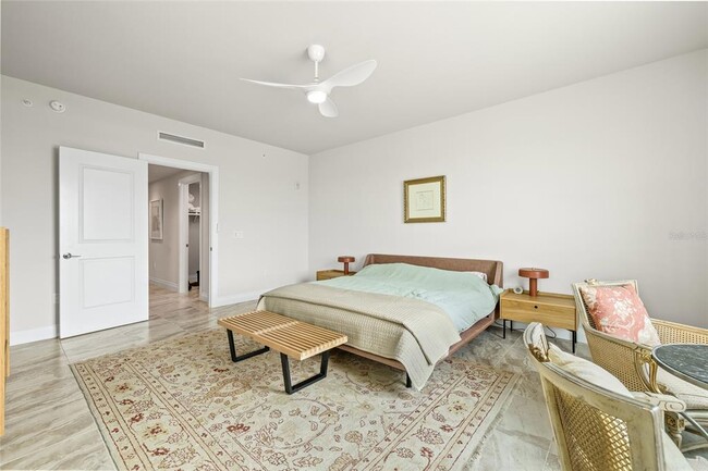 Building Photo - 795 Collany Rd