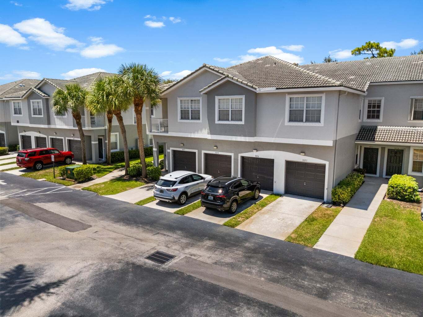 Building Photo - 3051 Grandiflora Dr