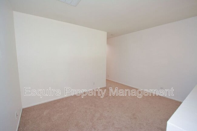 Building Photo - 1159 Oyster Pl