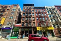 Building Photo - 164 Mott St
