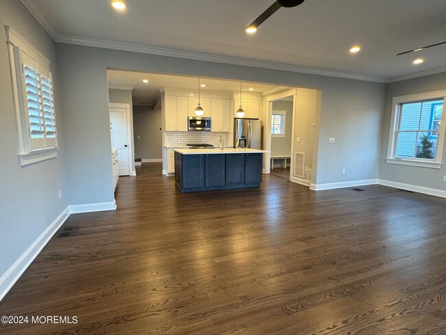 Building Photo - 67 W Sunset Ave