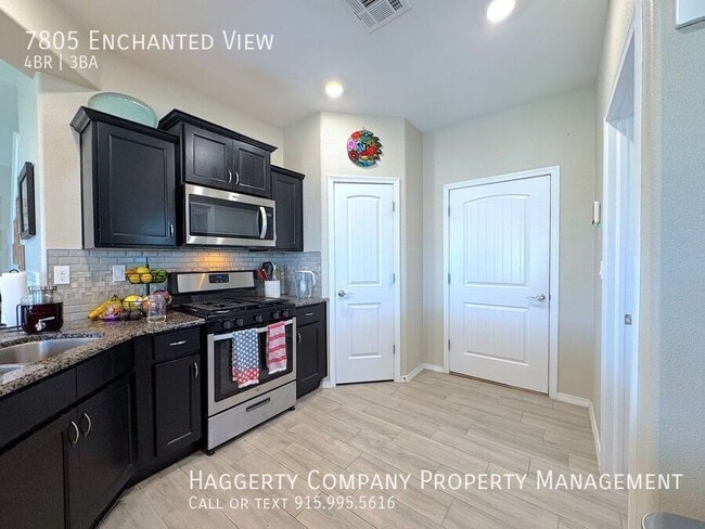 Building Photo - 7805 Enchanted View Dr