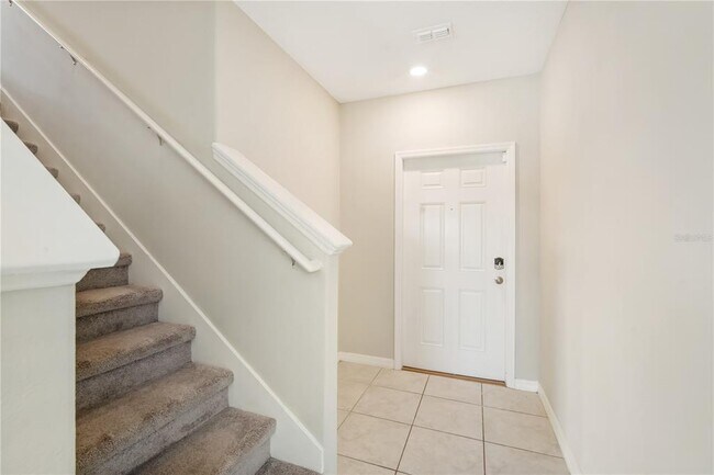 Building Photo - 7028 Samuel Ivy Dr