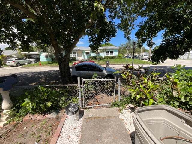 Building Photo - 700 Tallapoosa St