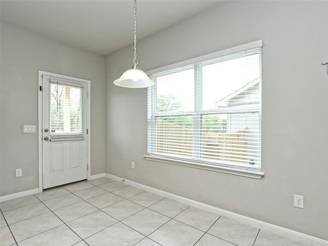 Building Photo - 6917 Ranchito Dr